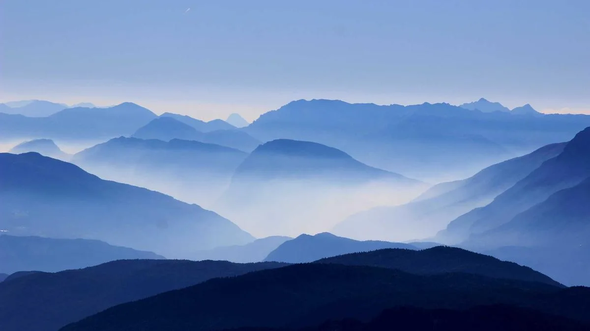 Best IPTV services in the UK for 2026 reviewed — modern TV streaming and home entertainment setup