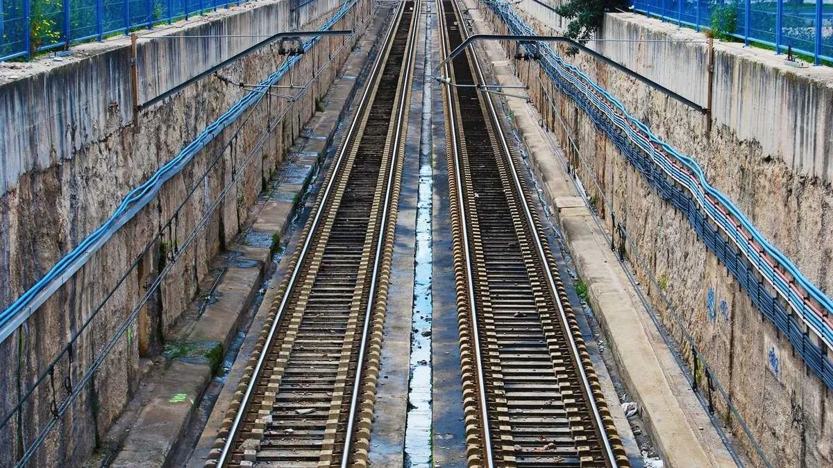 IPTV Reseller UK 2026: How to Start a Profitable IPTV Business (Panel, Pricing & Profit) — IPTV streaming guide cover image