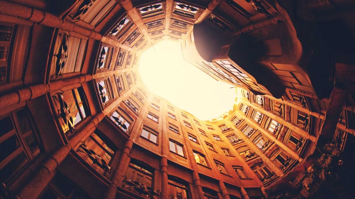 IPTV Smart TV: UK Streaming Insights, Setup & Buying Tips (2026) — IPTV streaming guide cover image