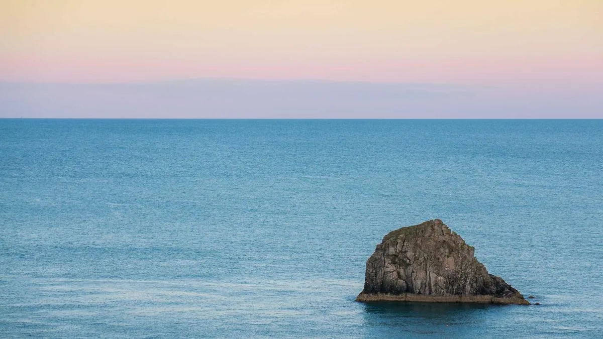 XCIPTV: UK Streaming Insights, Setup & Buying Tips (2026) — IPTV streaming guide cover image